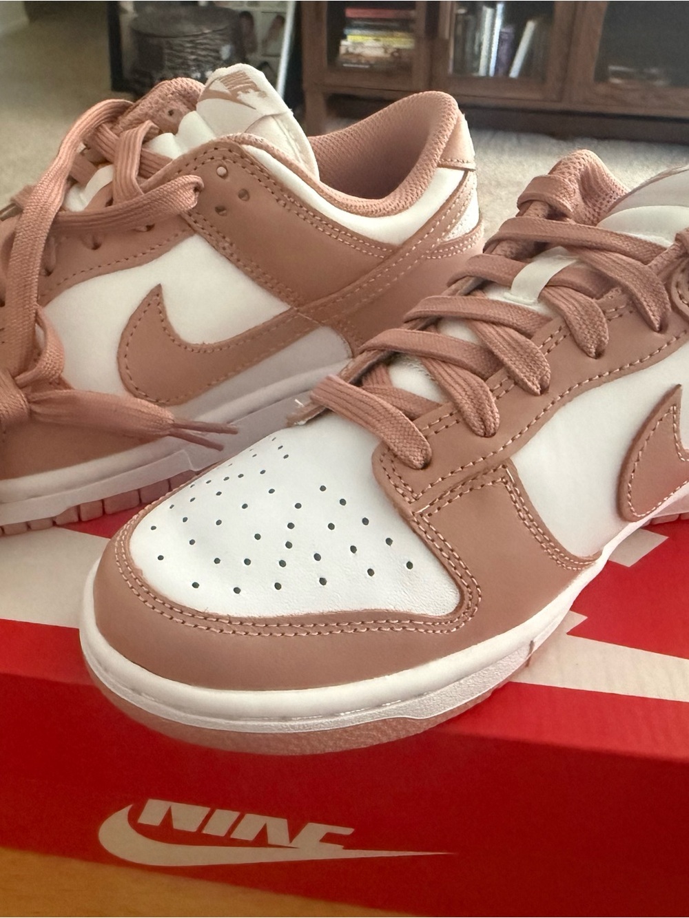 Nike Sneakers in White and Mauve